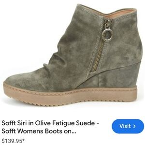 Sofft Siri in Olive Suede Wedge Boots Booties Size 6